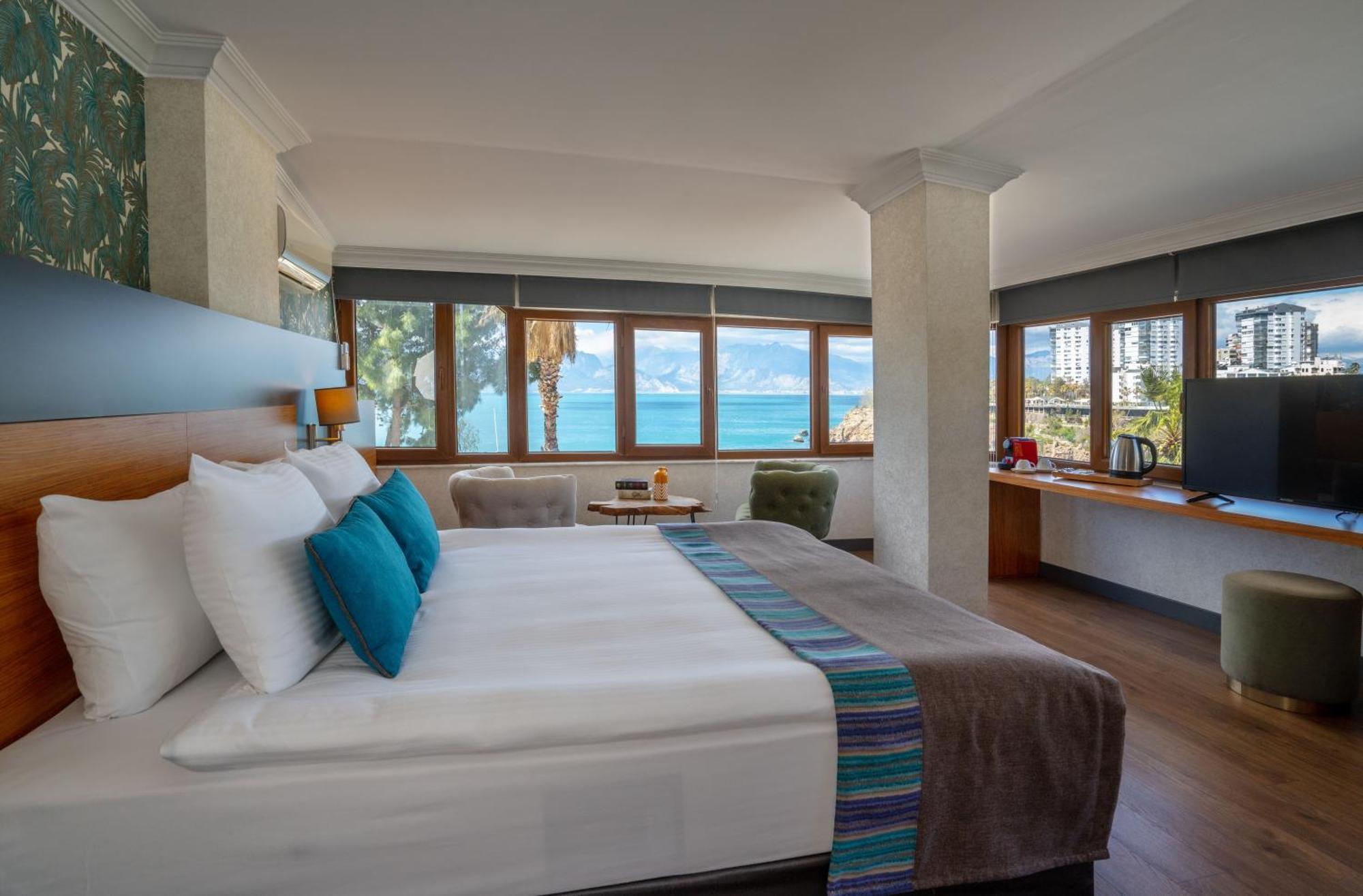 Qinn Hotel Antalya Exterior photo