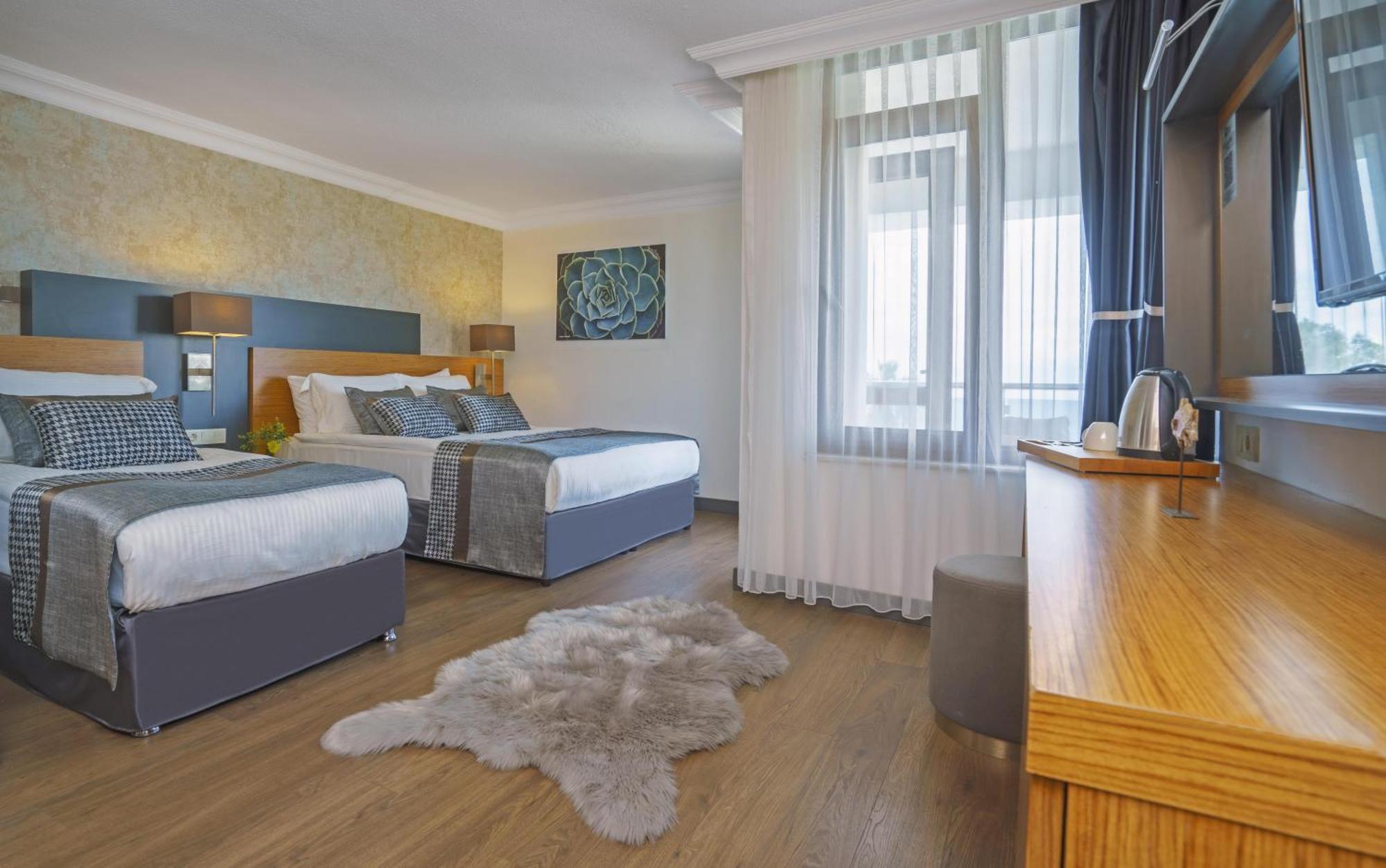 Qinn Hotel Antalya Exterior photo