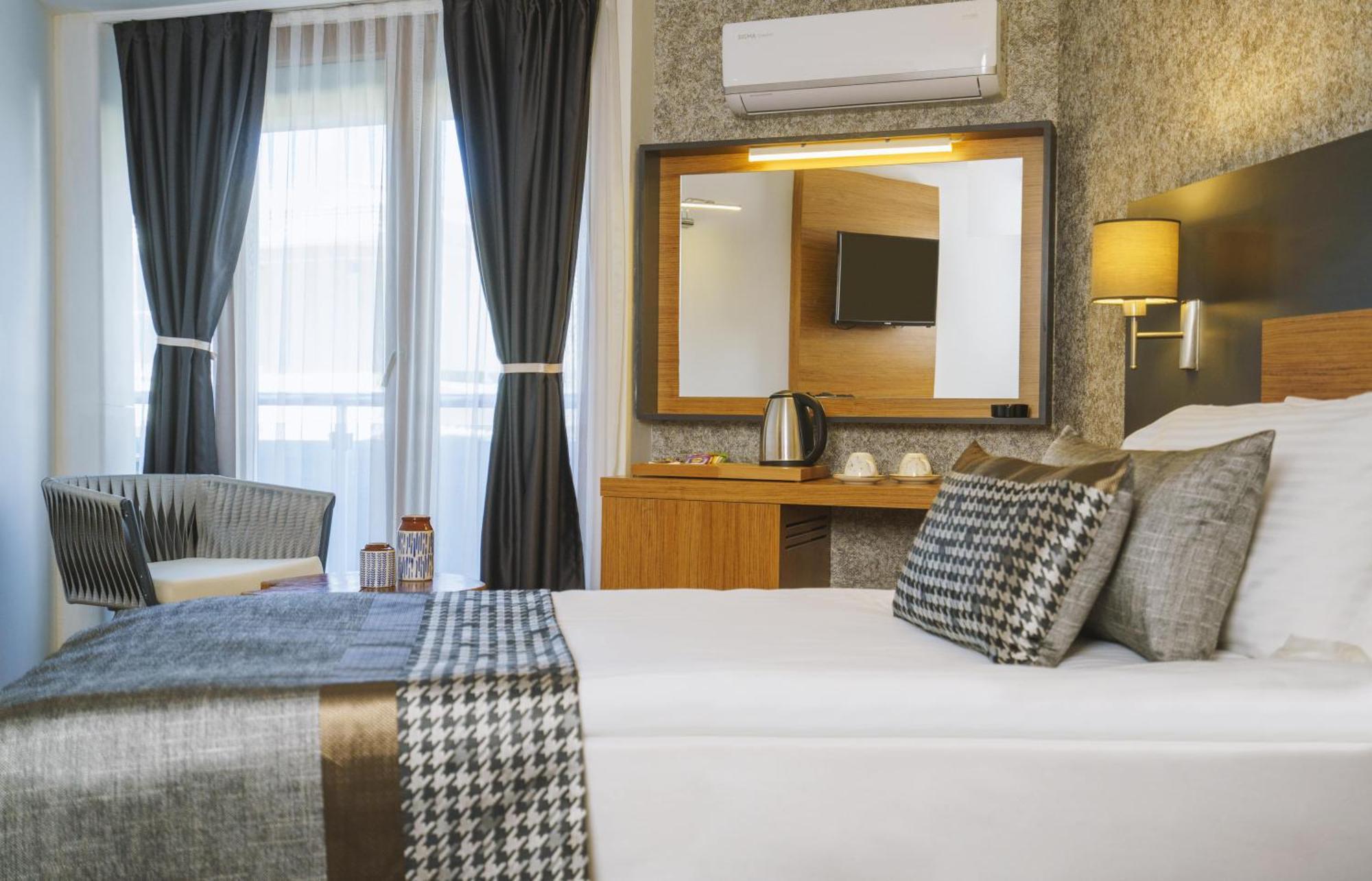 Qinn Hotel Antalya Exterior photo